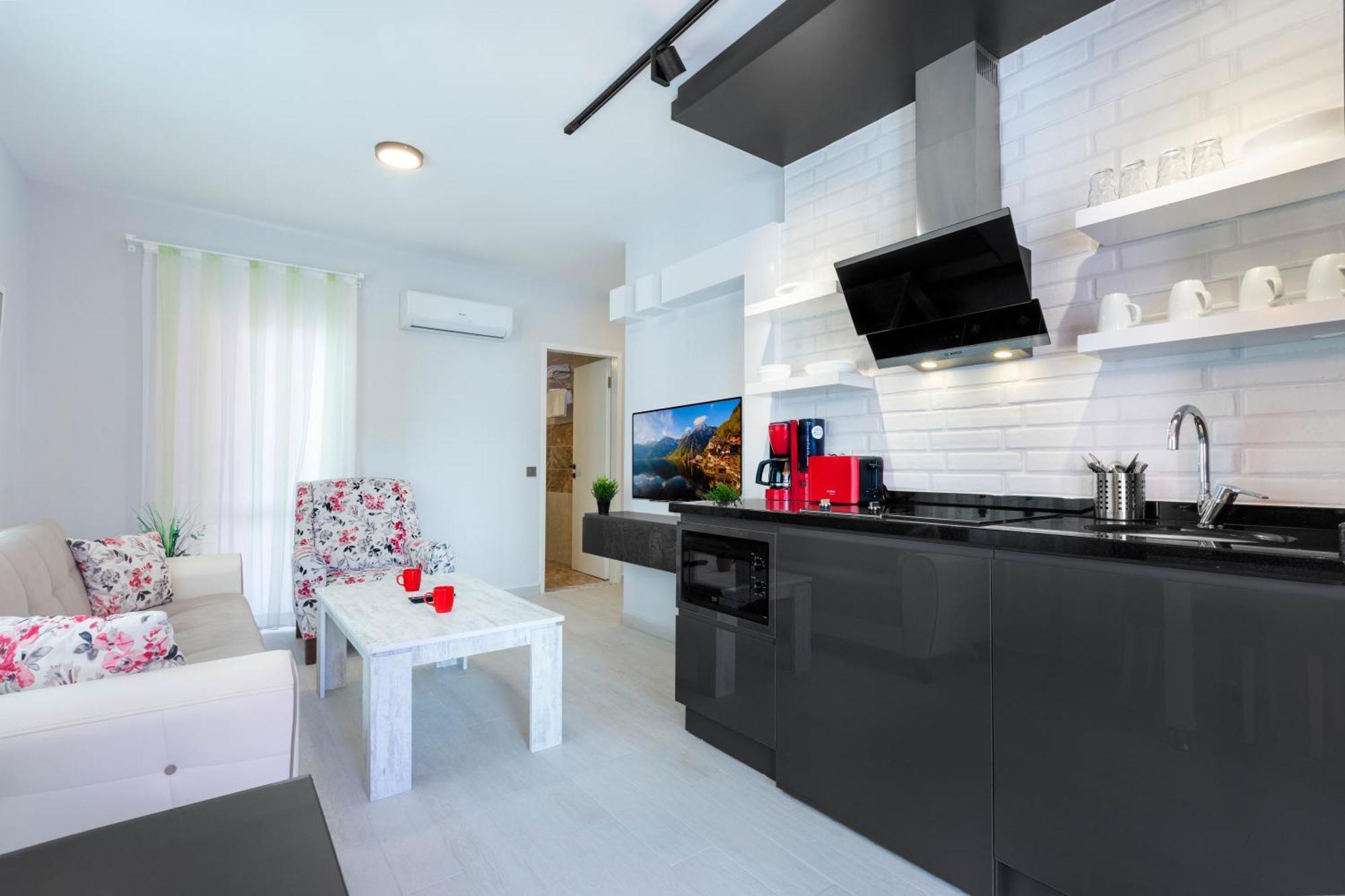 Twin Apart Hotel Аланя Екстериор снимка